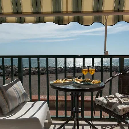 Dimore De Luca- Dulce Mare 公寓 *